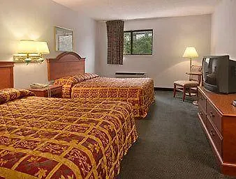 Hotel Red Lion & 2*